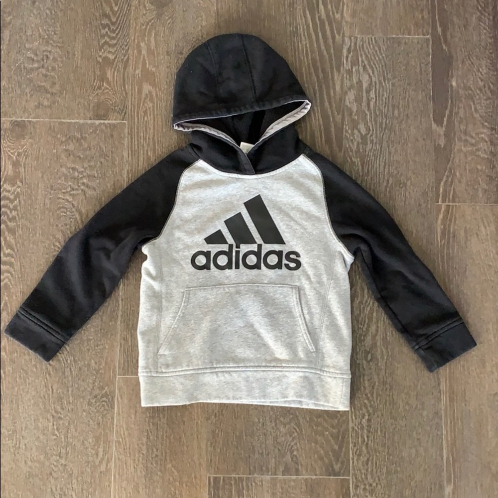Kids sz 5 adidas hoodie